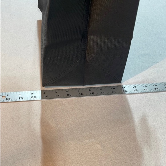 New 🎸 Rock & Roll Black Tote Bag from Cleveland Ohio 13 x 7 x 13 2 Handles 🎶 - Picture 7 of 11